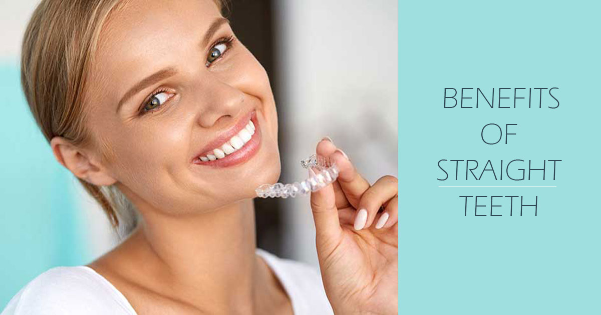 Benefits of Straight Teeth Girl With Invisalign Tray